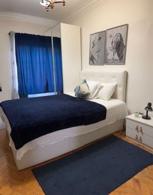 ENTRE CAMPOS t2 quartos disponível em Lisboa